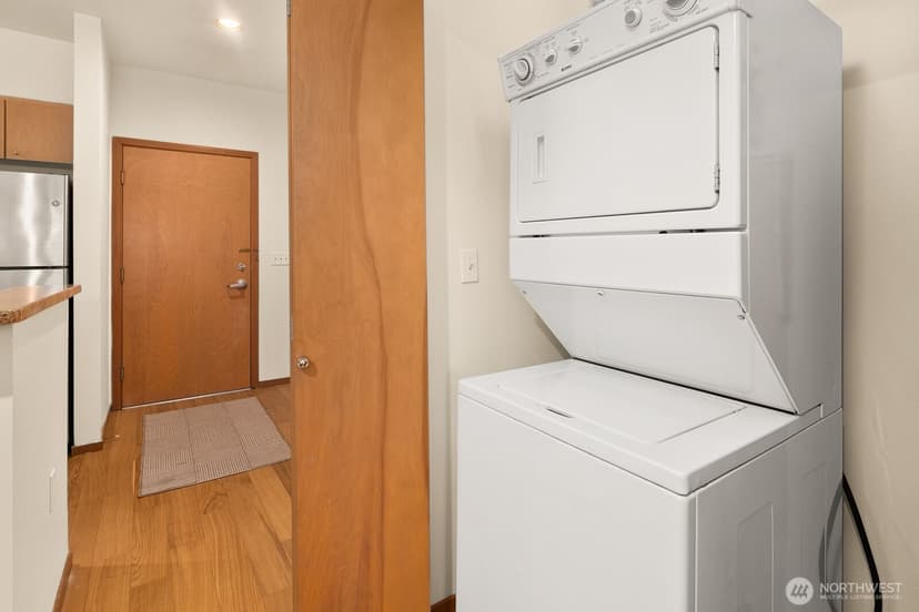 Property photo for 668 S Lane Street #711, Seattle photo 20