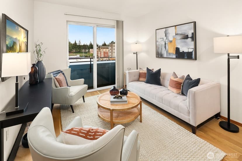 Property photo for 668 S Lane Street #711, Seattle photo 6