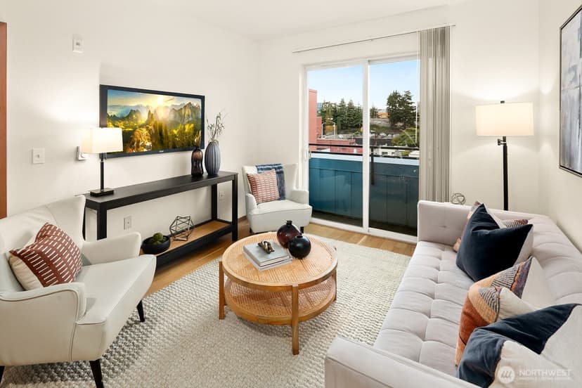 Property photo for 668 S Lane Street #711, Seattle photo 7