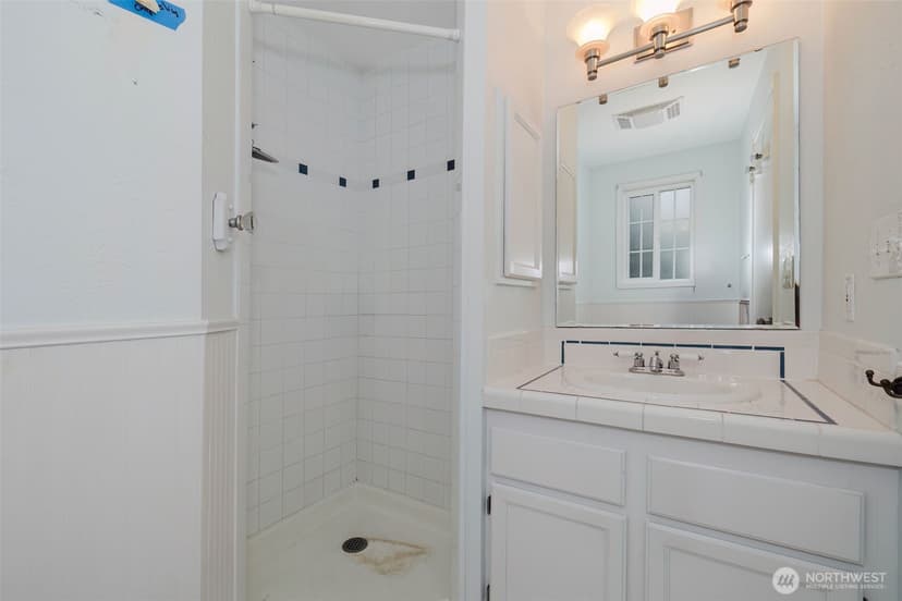 Property photo for 7600 Sandy Way NE, Poulsbo photo 16