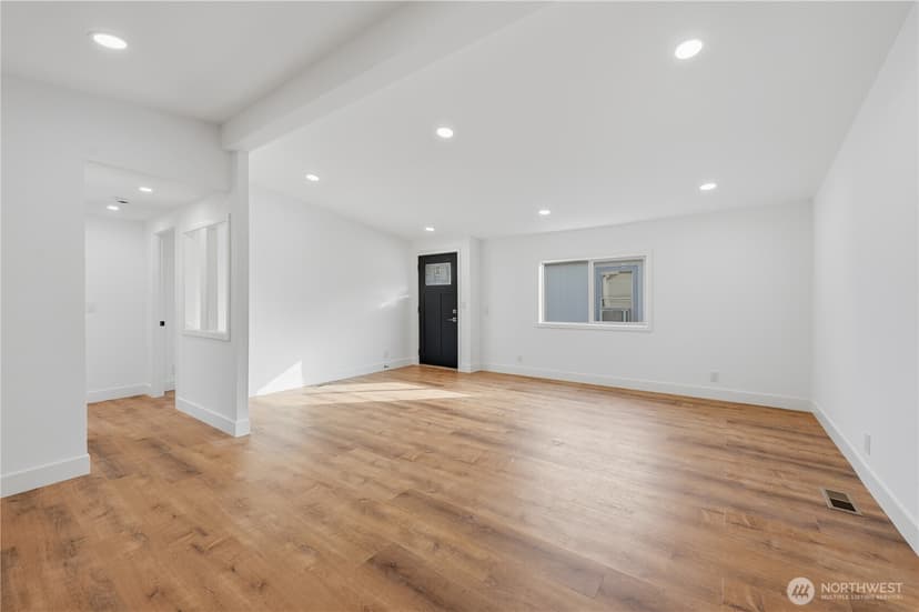 Property photo for 19920 67th Avenue NE #40, Arlington photo 6