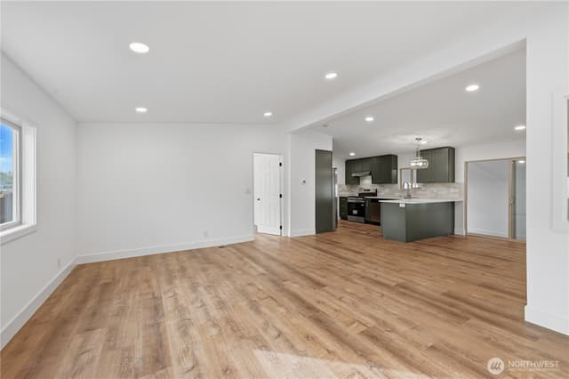 Property photo for 19920 67th Avenue NE #40, Arlington photo 4