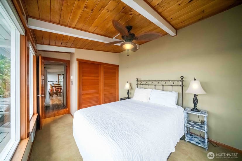 Property photo for 24 J View Place, Hat Island photo 15