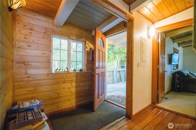 Property photo for 24 J View Place, Hat Island photo 12