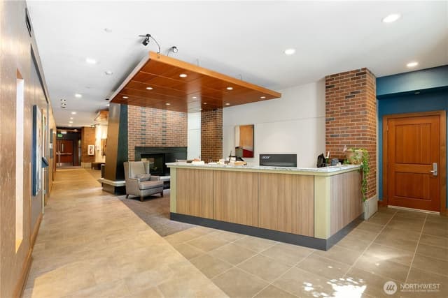 Property photo for 5440 Leary Avenue NW #617, Seattle photo 3