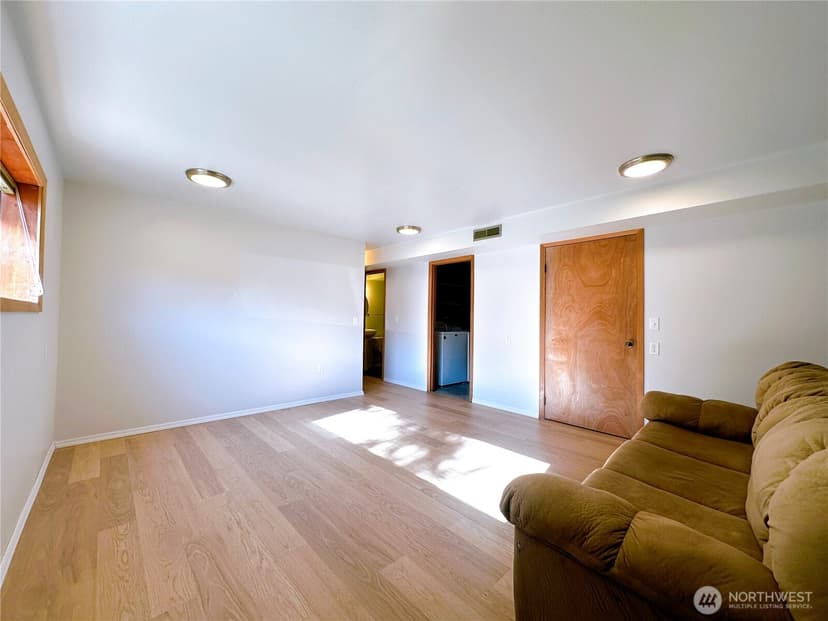 Property photo for 227 E Franklin, Chelan photo 13