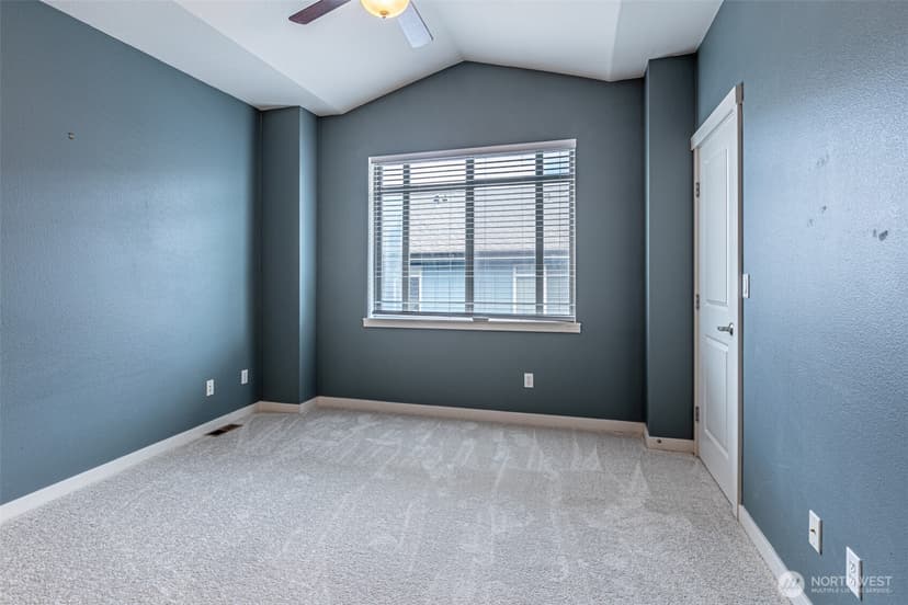 Property photo for 2168 Yakima Court, Tacoma photo 12