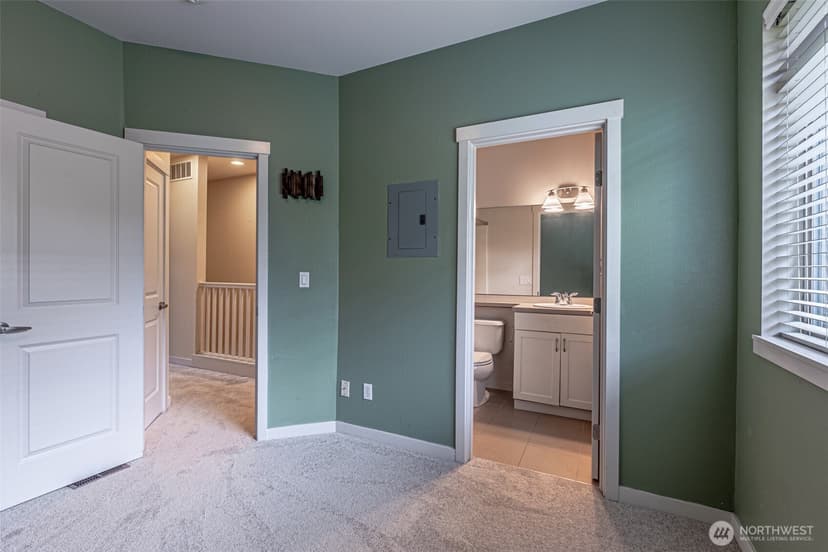 Property photo for 2168 Yakima Court, Tacoma photo 17
