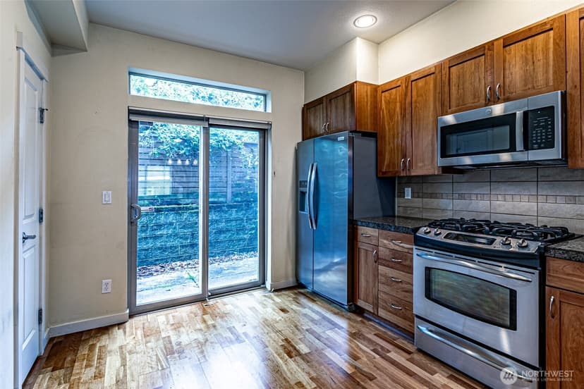 Property photo for 2168 Yakima Court, Tacoma photo 10