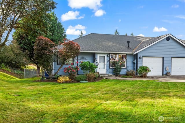 Property photo for 3330 18th Street Pl SW, Puyallup photo 2