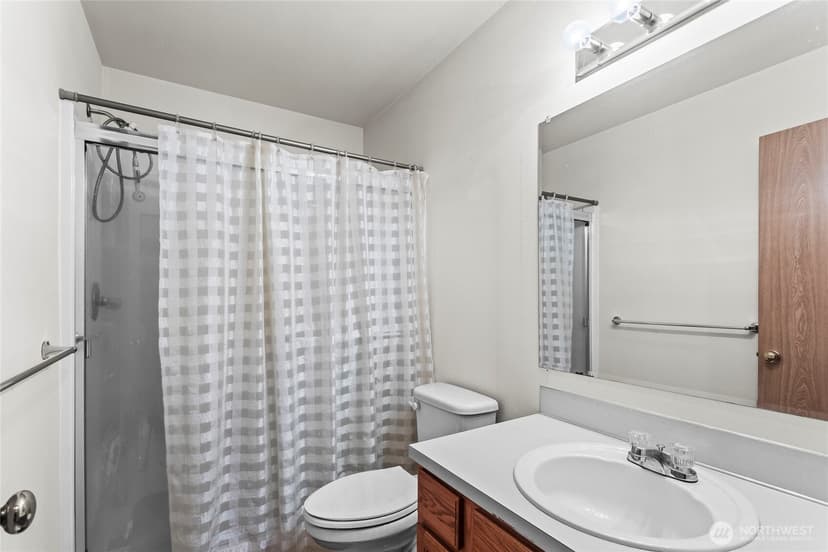 Property photo for 3330 18th Street Pl SW, Puyallup photo 11