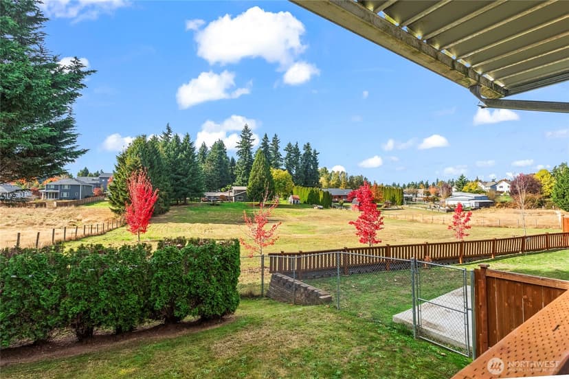 Property photo for 3330 18th Street Pl SW, Puyallup photo 4