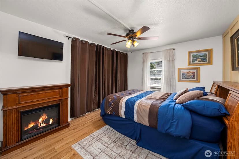Property photo for 20402 LaPaloma Drive E, Bonney Lake photo 22