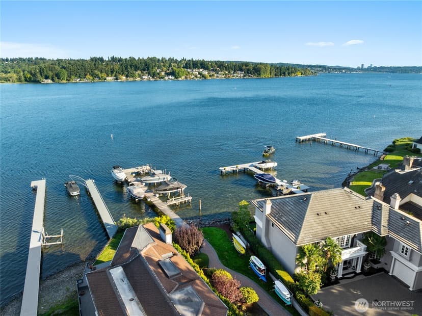 Property photo for 10939 84th Place NE, Kirkland photo 39
