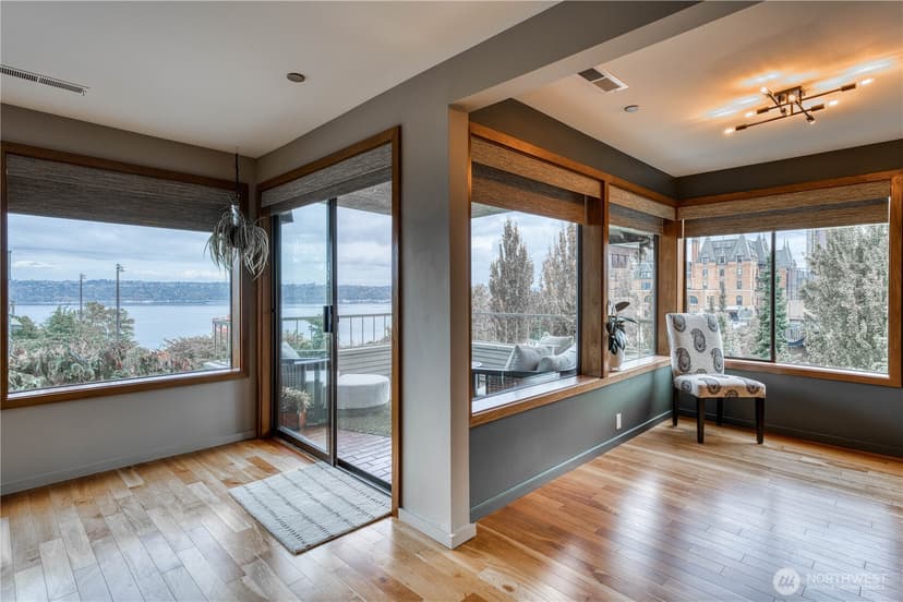 Property photo for 507 N 3rd Street #101, Tacoma photo 9