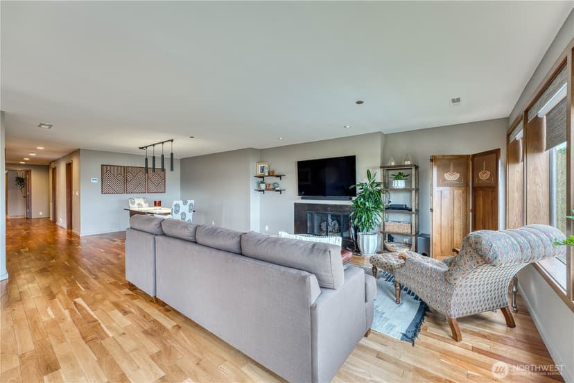 Property photo for 507 N 3rd Street #101, Tacoma photo 8