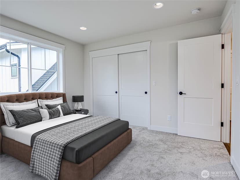 Property photo for 11014 DAYTON Avenue N, Seattle photo 24