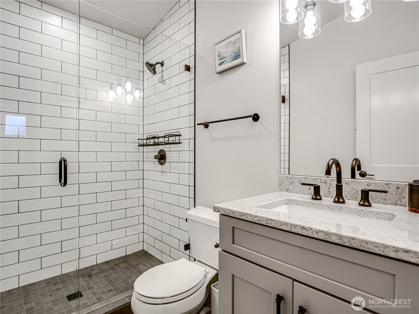 Property photo for 11014 DAYTON Avenue N, Seattle photo 32