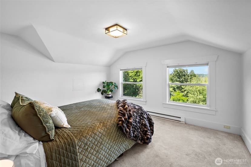 Property photo for 16832 McIntyre Road SW, Vashon photo 23
