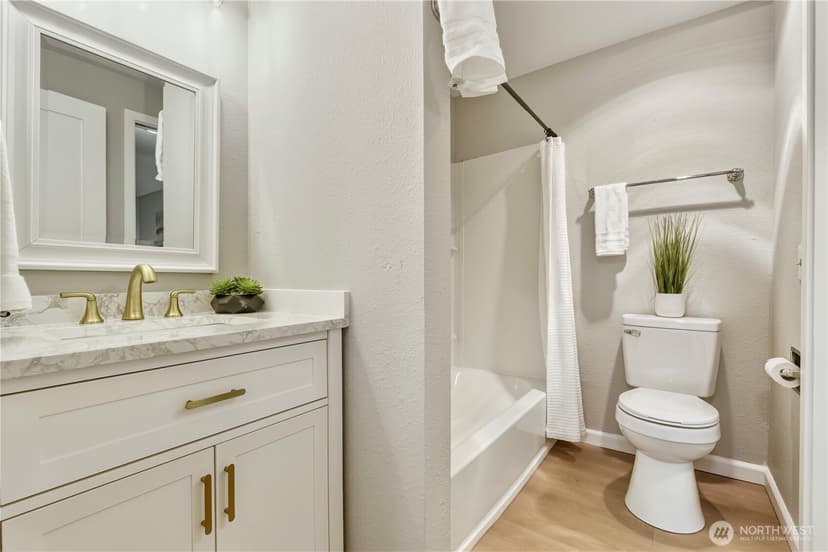 Property photo for 1860 Central Place S #G73, Kent photo 9