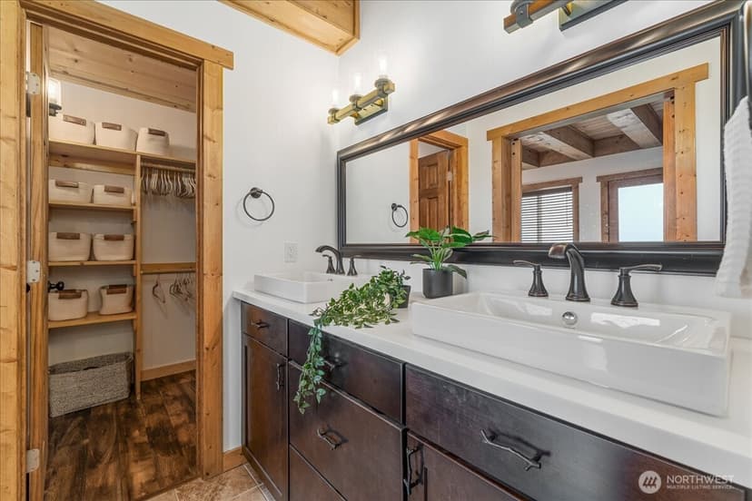 Property photo for 17357 N Shore Drive, Leavenworth photo 18