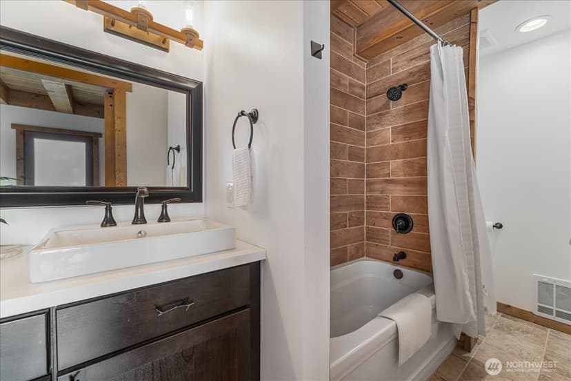 Property photo for 17357 N Shore Drive, Leavenworth photo 19