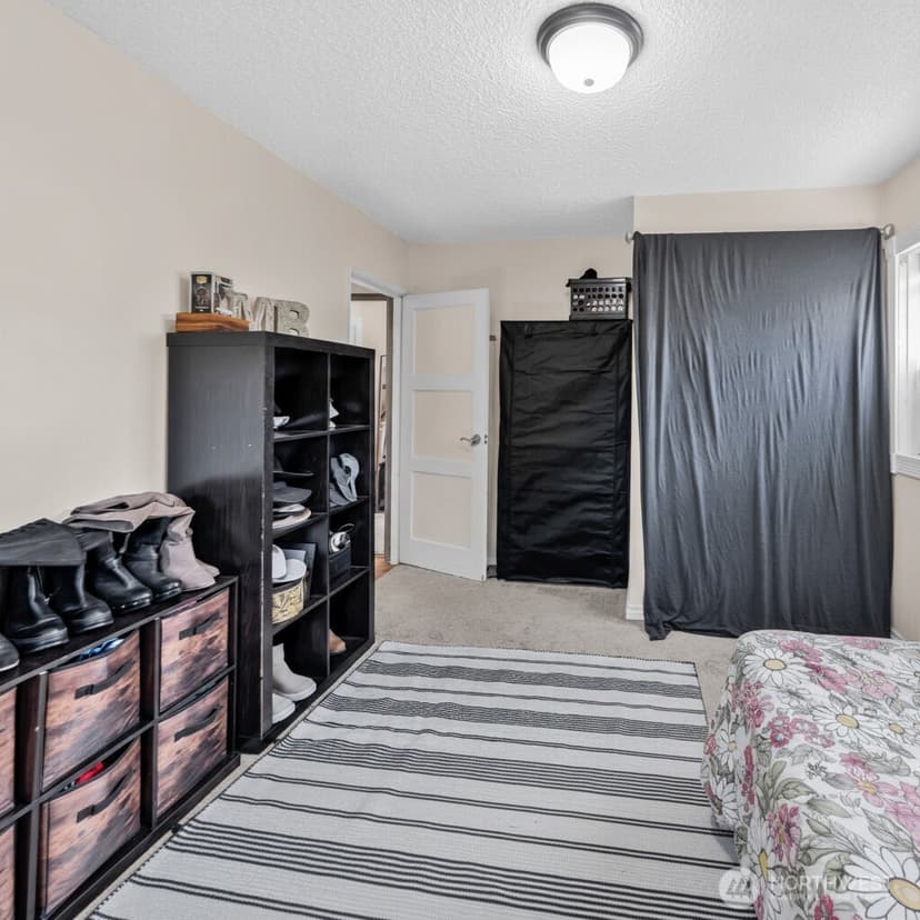 Property photo for 2716 NE 5th Place, Renton photo 13