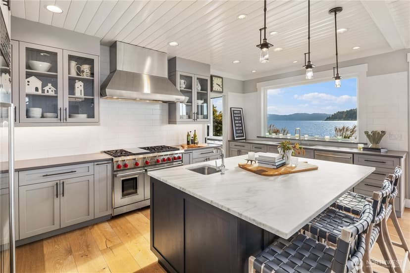 Property photo for 3123 E Lake Sammamish Parkway NE, Sammamish photo 12