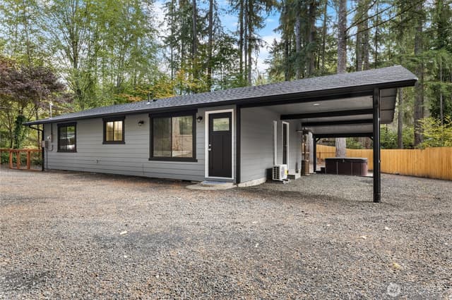 Property photo for 14102 Huckleberry Lane NW, Gig Harbor photo 4