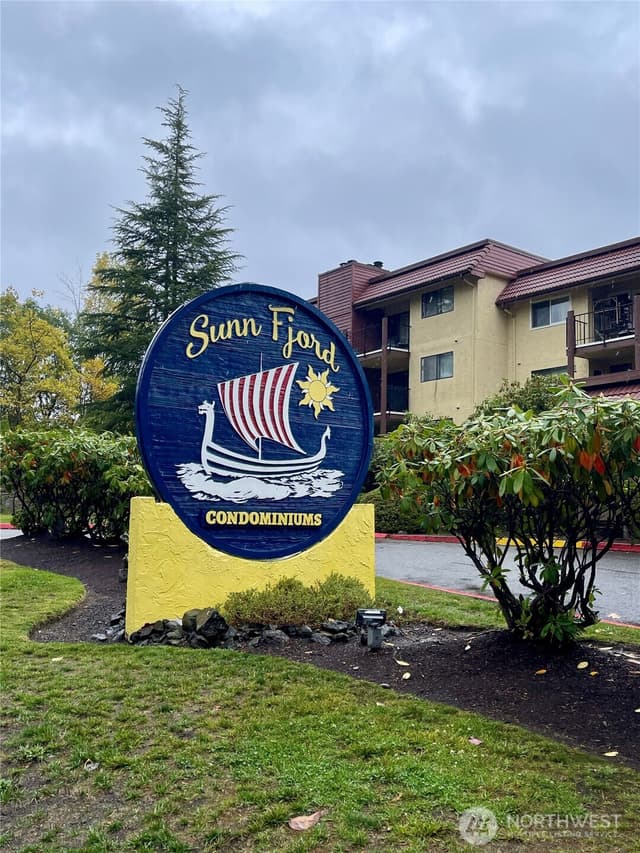Property photo for 1765 W Sunn Fjord Lane #C37, Bremerton photo 3