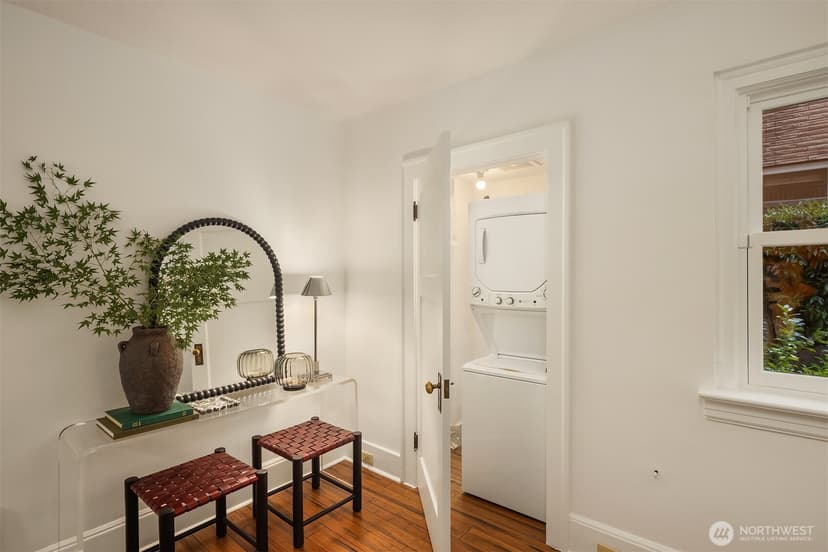 Property photo for 1112 Broadway E #102, Seattle photo 10