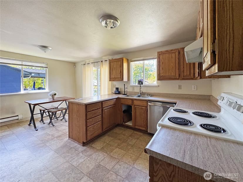 Property photo for 1829 E Morton Street, Tacoma photo 8