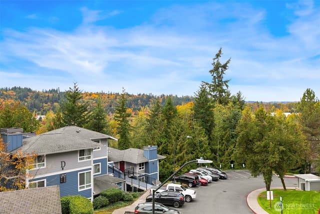 Property photo for 12023 NE 204th Place #E303, Bothell photo 4