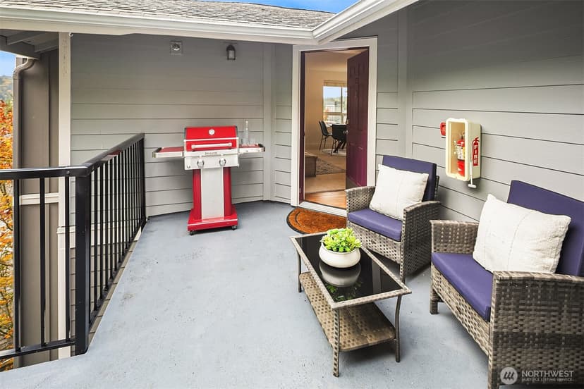 Property photo for 12023 NE 204th Place #E303, Bothell