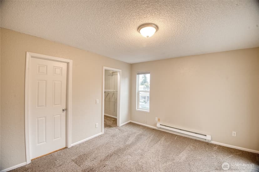 Property photo for 3233 NE 12th Street #301, Renton photo 15