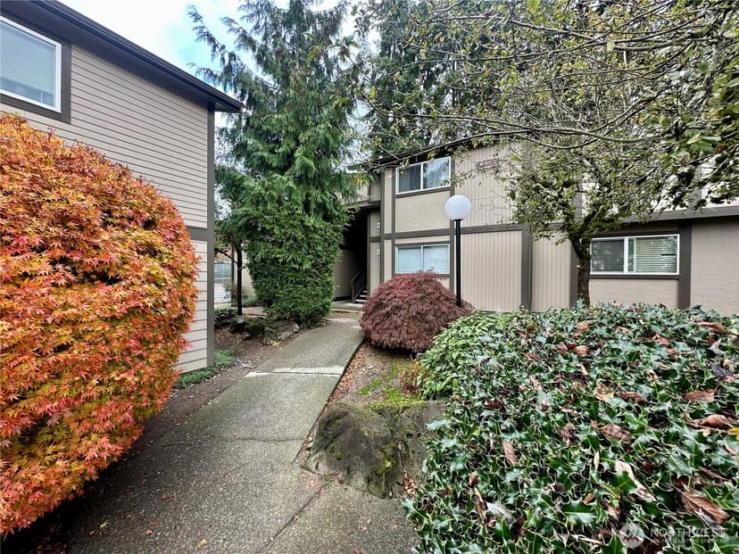 Property photo for 4705 176th Street SW #B2, Lynnwood photo 30