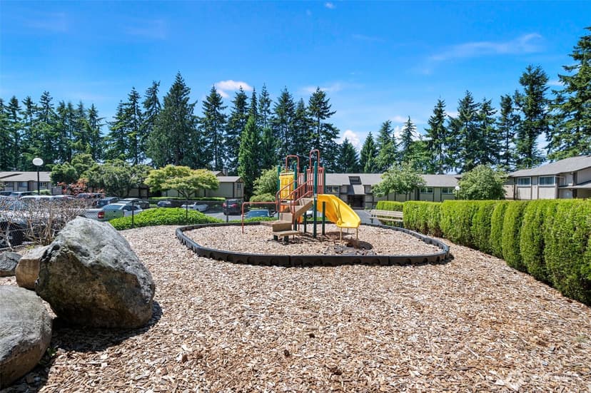 Property photo for 4705 176th Street SW #B2, Lynnwood photo 34