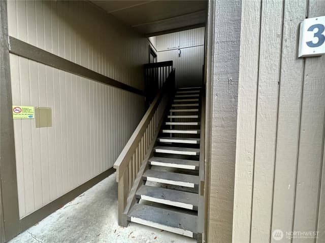 Property photo for 4705 176th Street SW #B2, Lynnwood photo 2