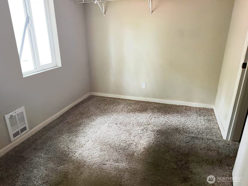 Property photo for 6305 Rest Place NE, Bremerton photo 15