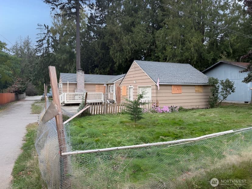 Property photo for 6305 Rest Place NE, Bremerton photo 2
