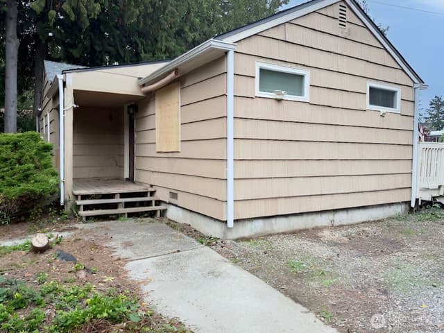 Property photo for 6305 Rest Place NE, Bremerton photo 3