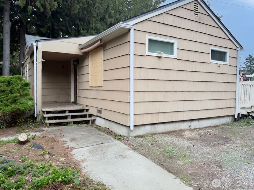 Property photo for 6305 Rest Place NE, Bremerton photo 3