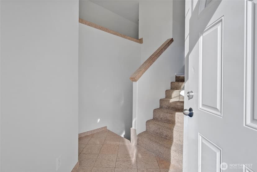 Property photo for 1117 S 90th Street Ct, Tacoma photo 3