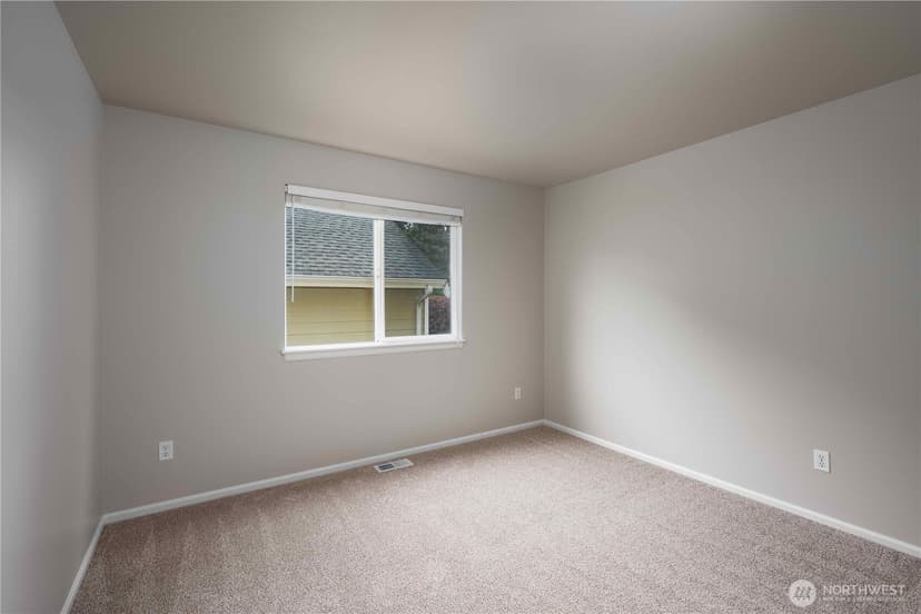 Property photo for 9702 S 230th Place, Kent photo 24