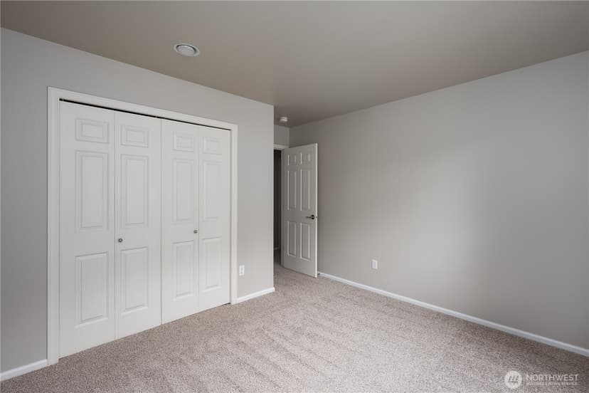 Property photo for 9702 S 230th Place, Kent photo 23
