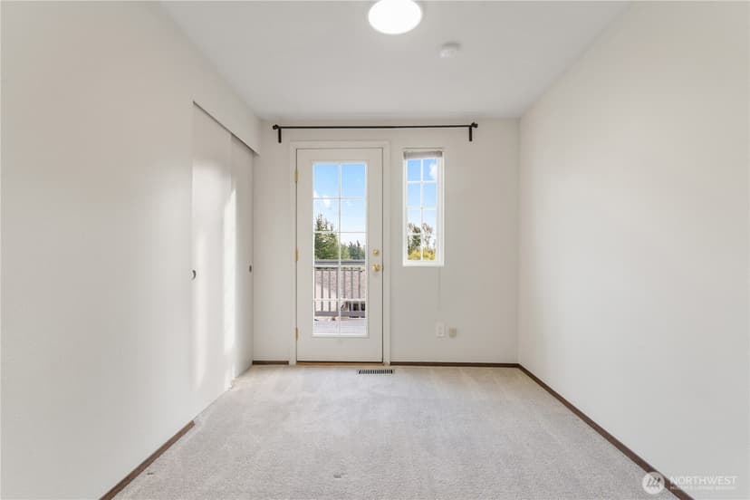 Property photo for 15414 SE 17th Street, Bellevue photo 15