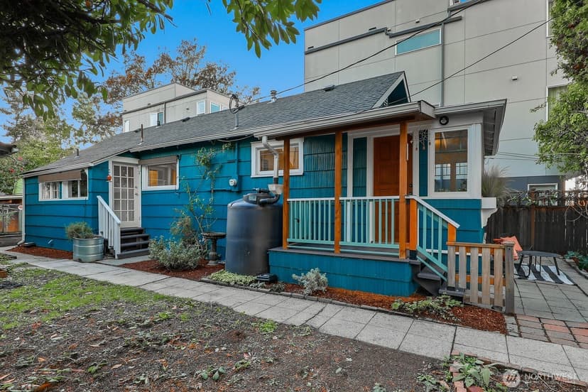 Property photo for 833 NW 52nd Street, Seattle photo 23