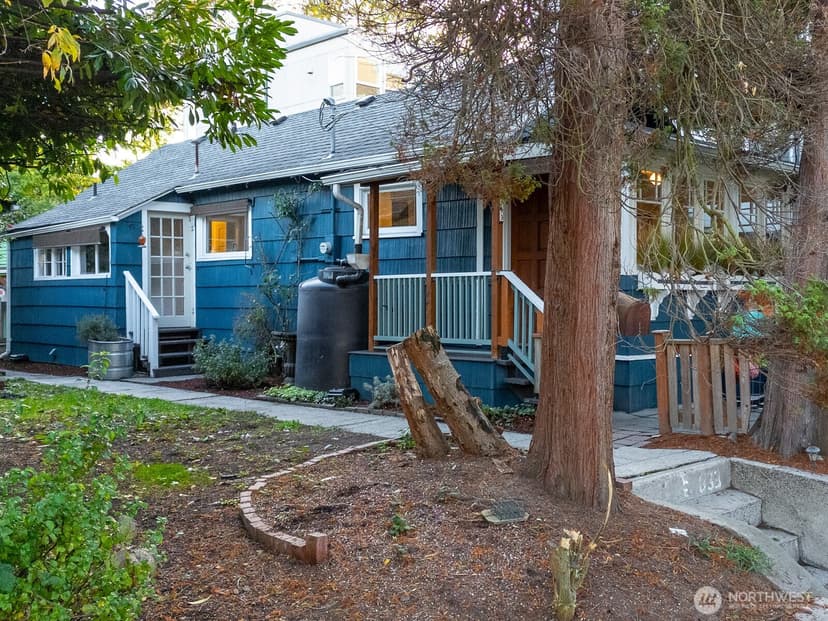 Property photo for 833 NW 52nd Street, Seattle photo 30