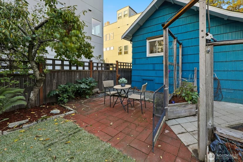 Property photo for 833 NW 52nd Street, Seattle photo 29
