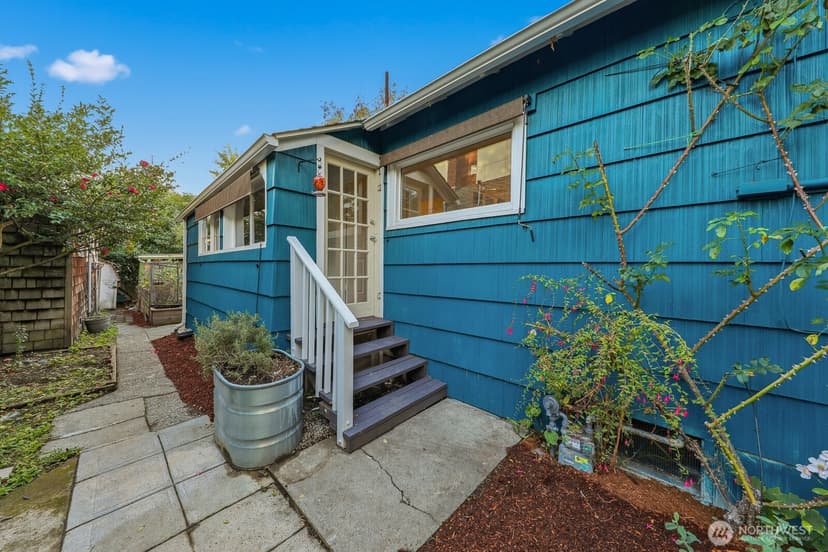 Property photo for 833 NW 52nd Street, Seattle photo 24